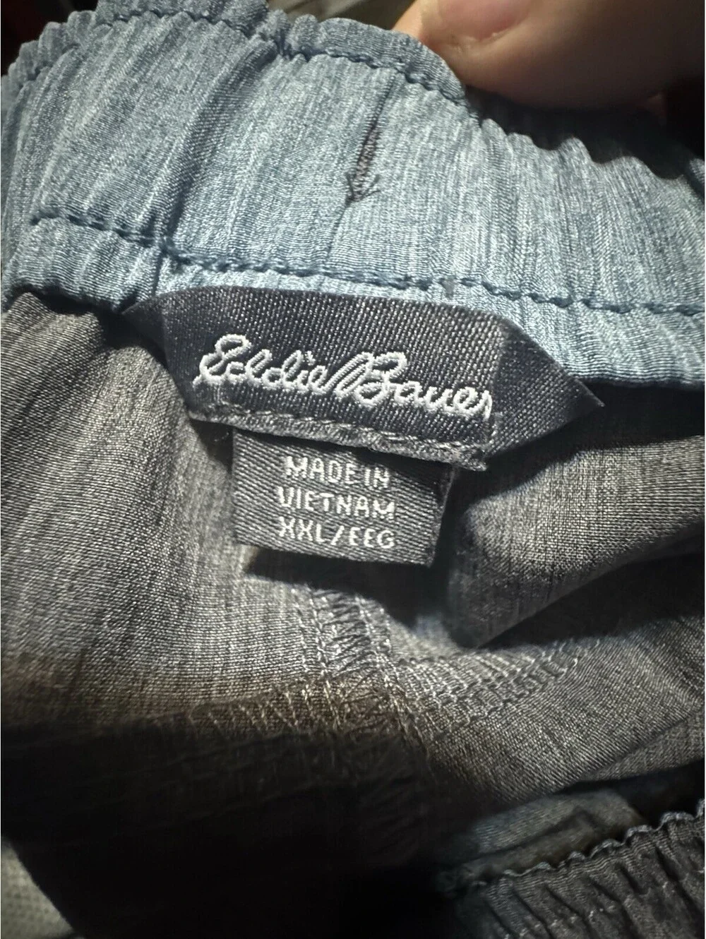 Eddie Bauer Mens Performance Shorts Gray Stretch Pull On 7” Inseam Pockets